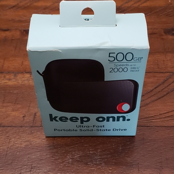 Keep Onn: Ultra-Fast Portable Solid State Drive - Picture 3 of 3